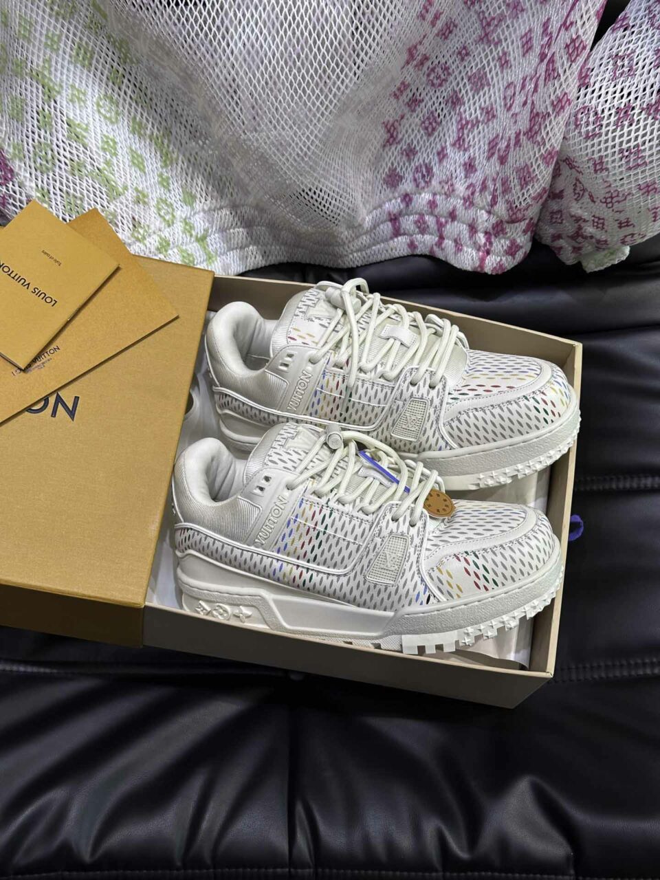 Giày Louis Vuitton LV Trainer Maxi Grained Beige Best Quality
